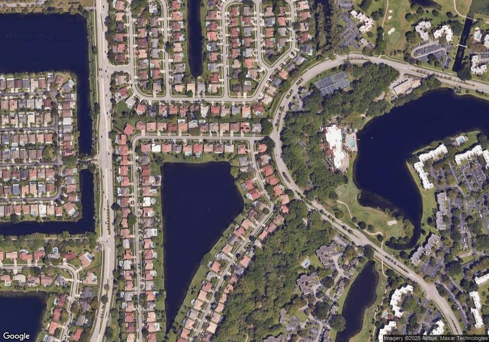 1521 E Oak Knoll Cir, Davie, FL 33324 - photo 1