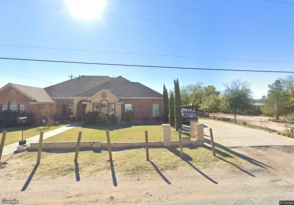 604 NE 11th St, Big Spring, TX 79720 - photo 1