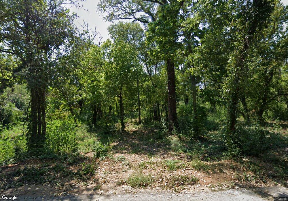 1028 W Day St, Denison, TX 75020 - photo 1