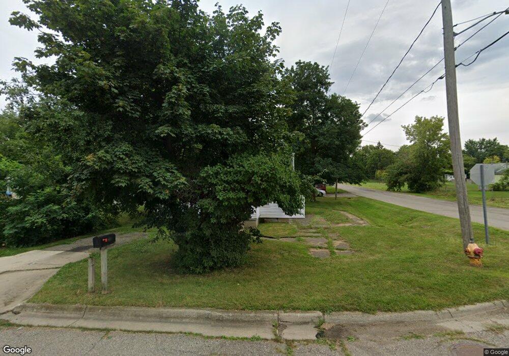 1127 W Princeton Ave, Flint, MI 48505 - photo 1