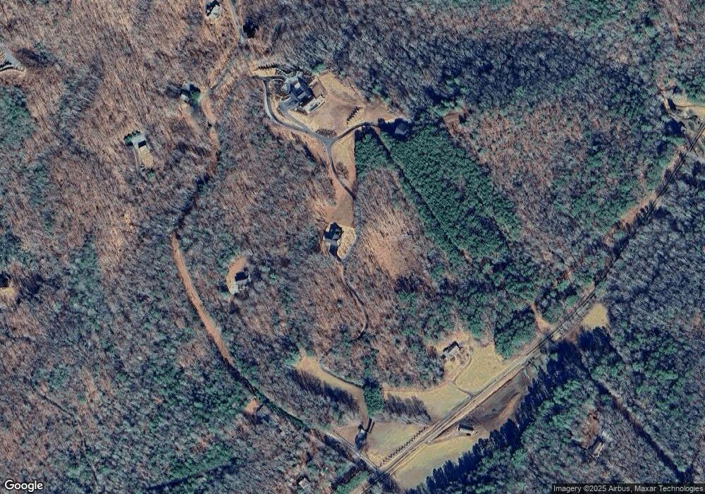 4561 Hardscrabble Rd, Mineral Bluff, GA 30559 - photo 1