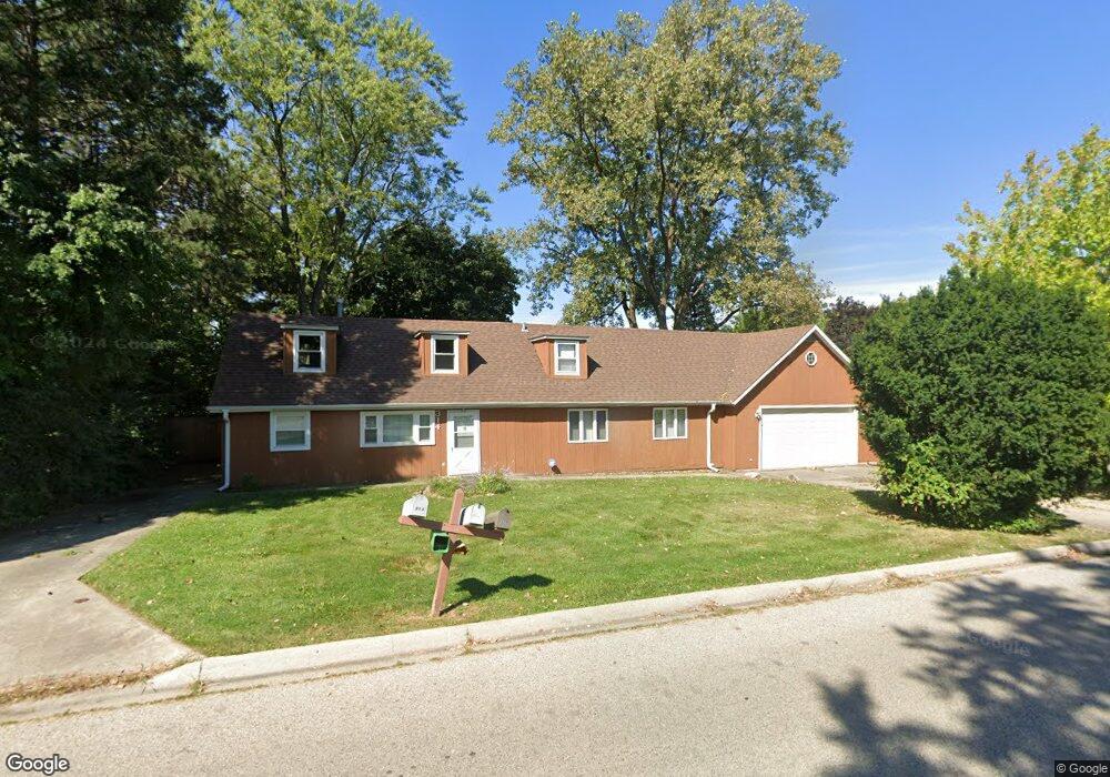 314 N Frolic Ave, Waukegan, IL 60085 - photo 1