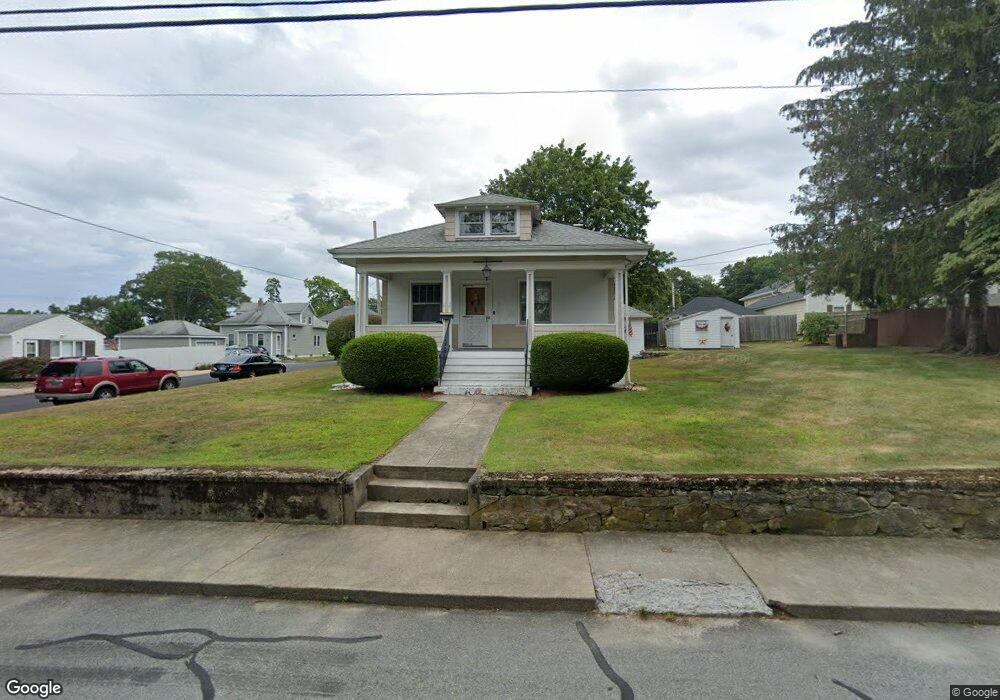 62 Pawtuxet Terrace, West Warwick, RI 02893 - photo 1