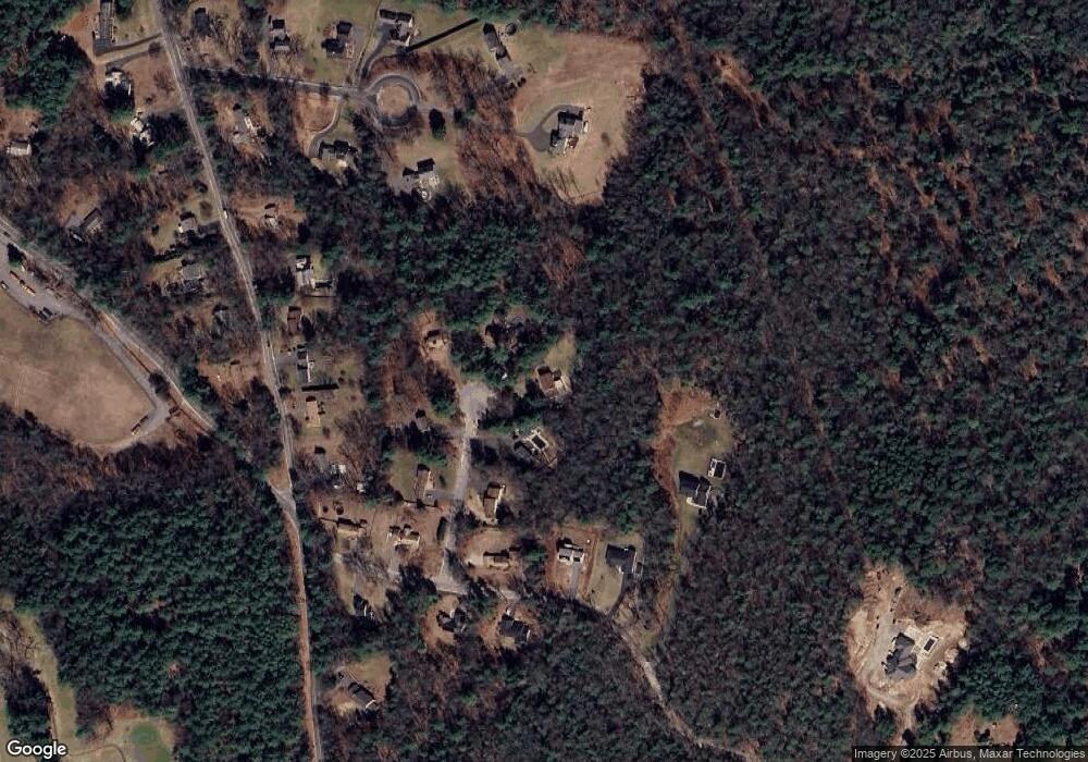 8 Cheryl Ln, Southampton, MA 01073 - photo 1