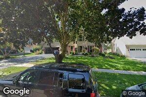 859 Raintree Dr, Naperville, IL 60540