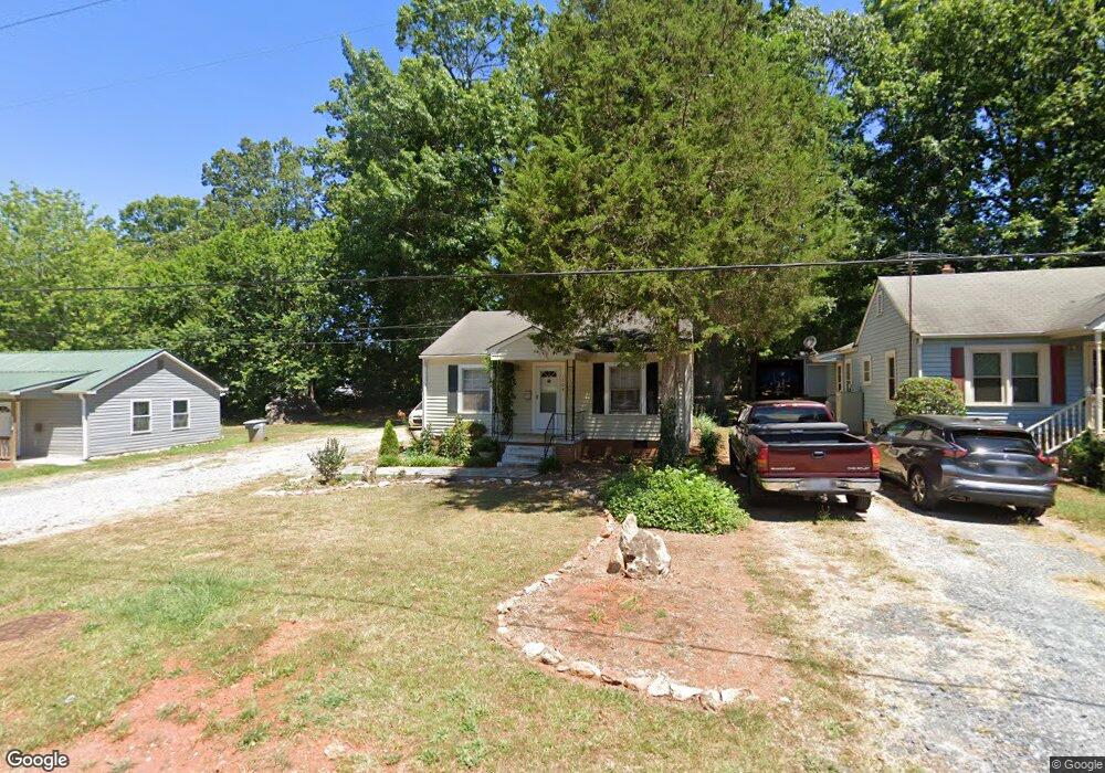 1304 Winslow Ave, Asheboro, NC 27205 - photo 1