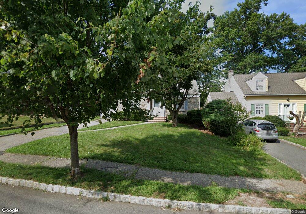 22 Irving Ave, Livingston, NJ 07039 - photo 1