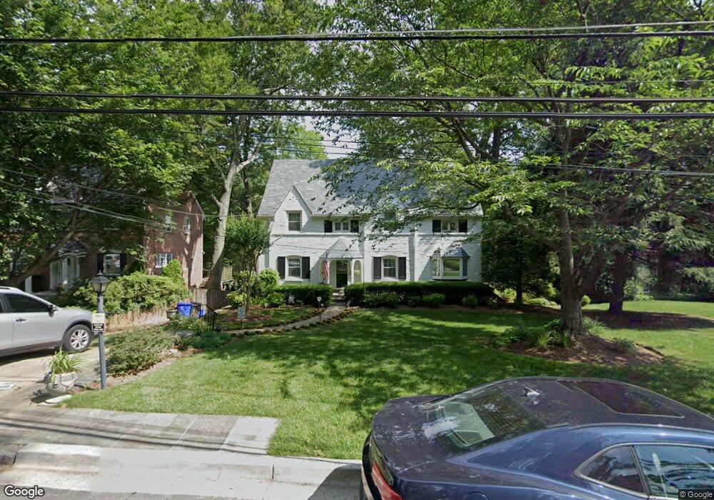 3119 Rolling Rd, Chevy Chase, MD 20815 - photo 1