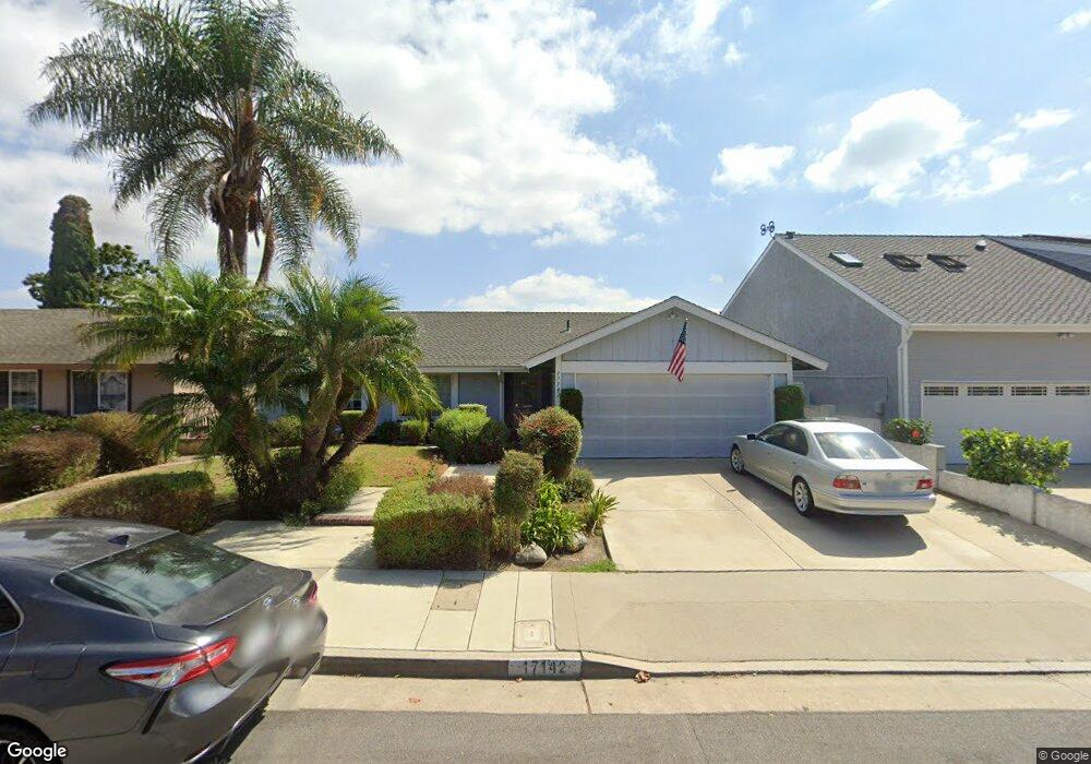 17142 Fraser Ln, Huntington Beach, CA 92647 - photo 1