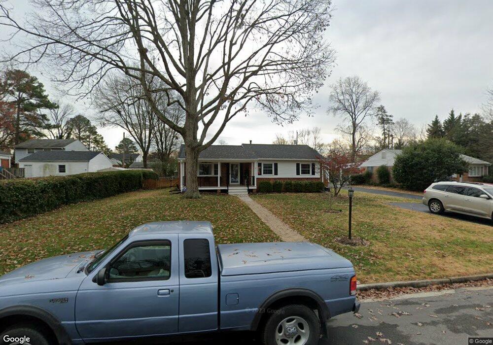 9203 Crystalwood Ln, Henrico, VA 23294 - photo 1