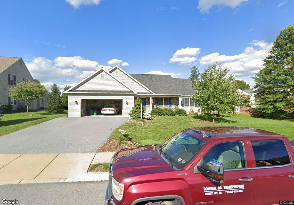 808 Jasmine Ave, Mount Joy, PA 17552 - photo 1