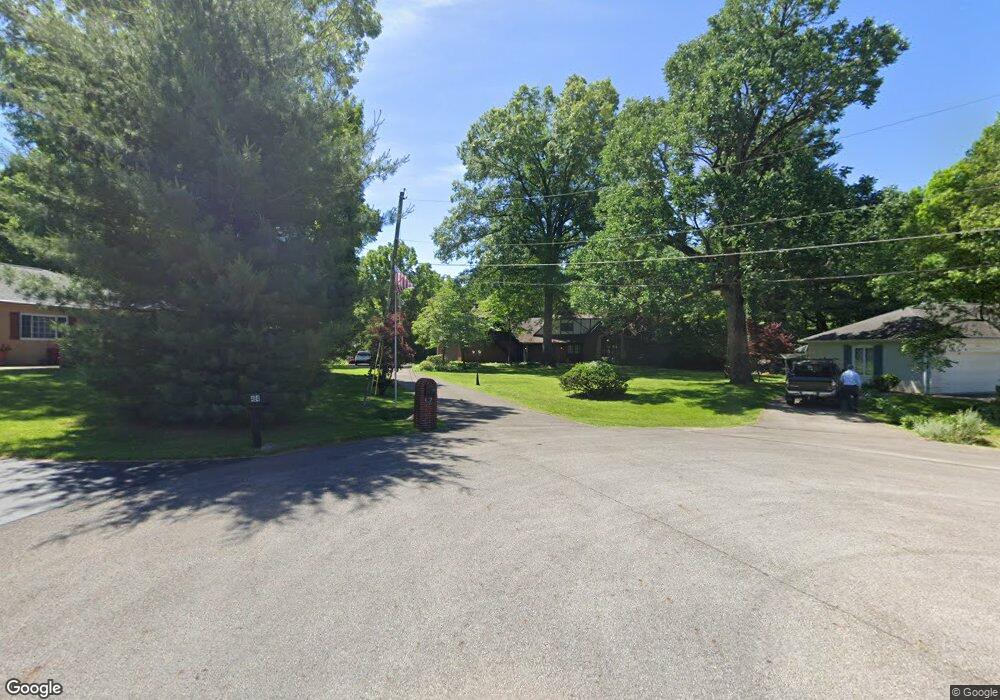 407 Walnut Cliffs Dr, Columbus, OH 43213 - photo 1