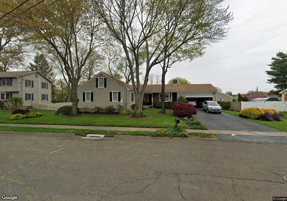 340 Flagler Ave, Stratford, CT 06614 - photo 1