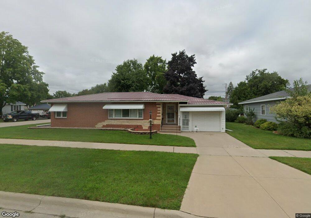 2320 14th Ave, Menominee, MI 49858 - photo 1