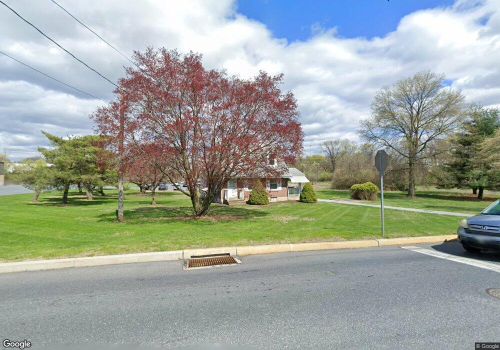 3919 Reading Crest Ave, Reading, PA 19605 - photo 1