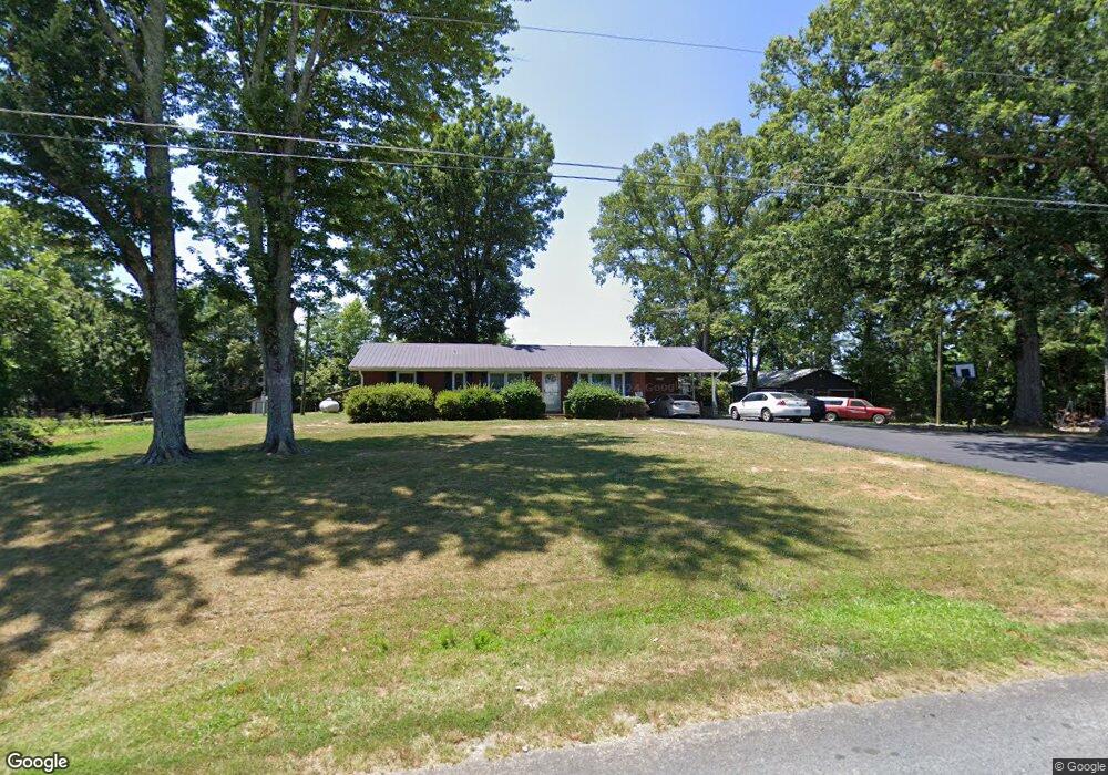 1231 Oakwood Acres Rd, Asheboro, NC 27205 - photo 1