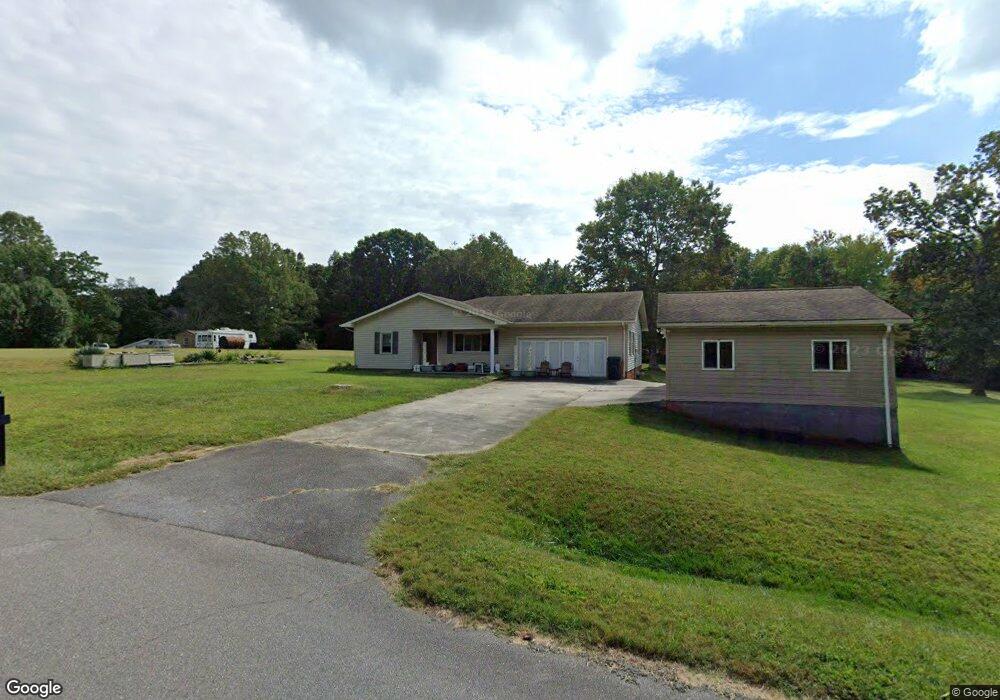 119 W Imperial Heights Rd, Statesville, NC 28625 - photo 1