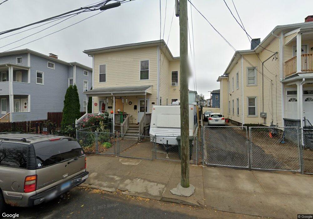 881 Kossuth St, Bridgeport, CT 06608 - photo 1