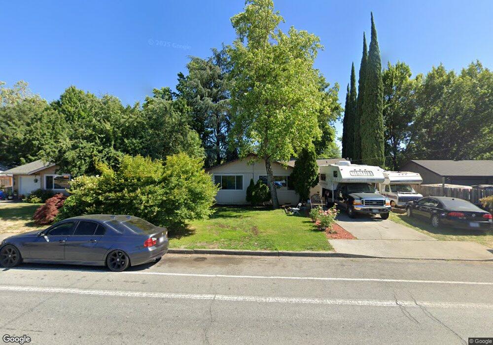 1091 SE M St, Grants Pass, OR 97526 - photo 1