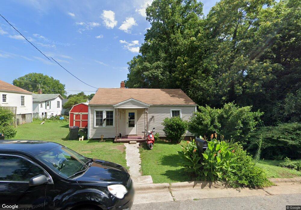 404 Townes St, Reidsville, NC 27320 - photo 1