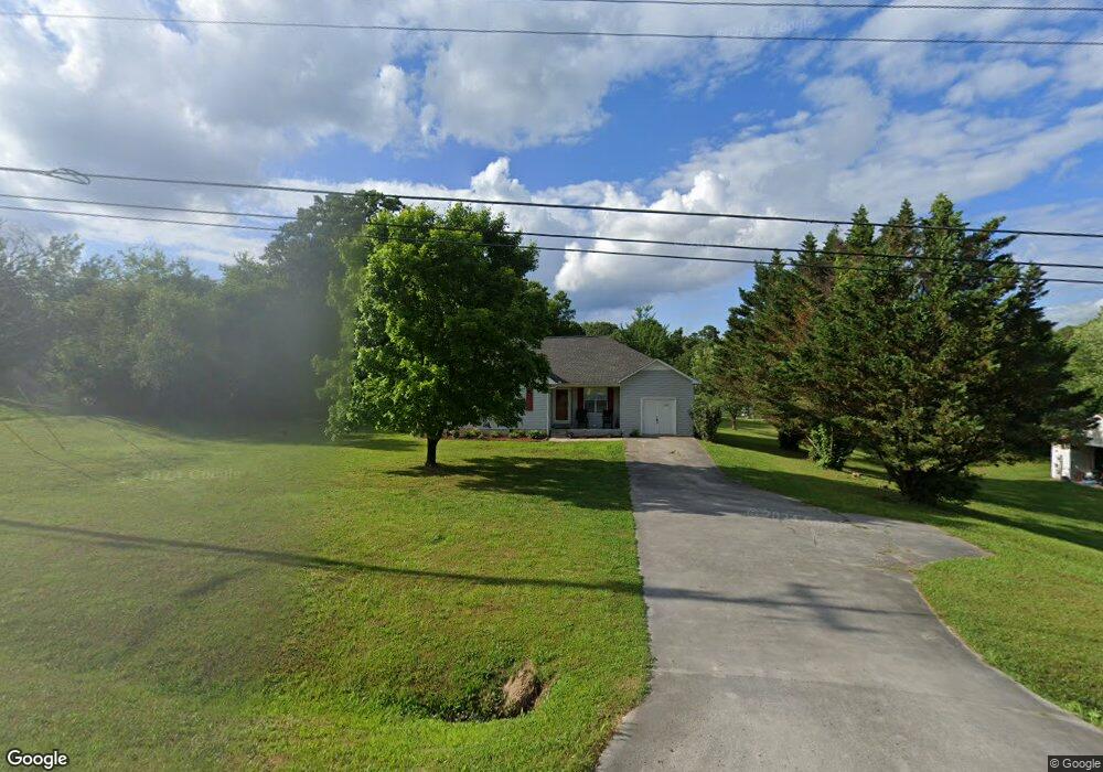 4262 Dews Pond Rd SE, Calhoun, GA 30701 - photo 1