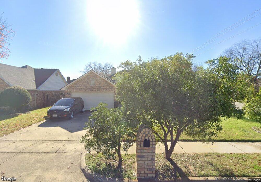 2600 Willow Crest Ct, Bedford, TX 76021 - photo 1