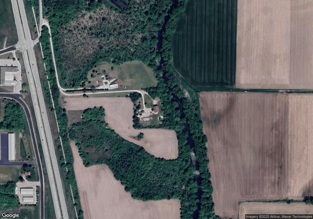 7750 Sandy Ridge Rd, Kewaskum, WI 53040 - photo 1