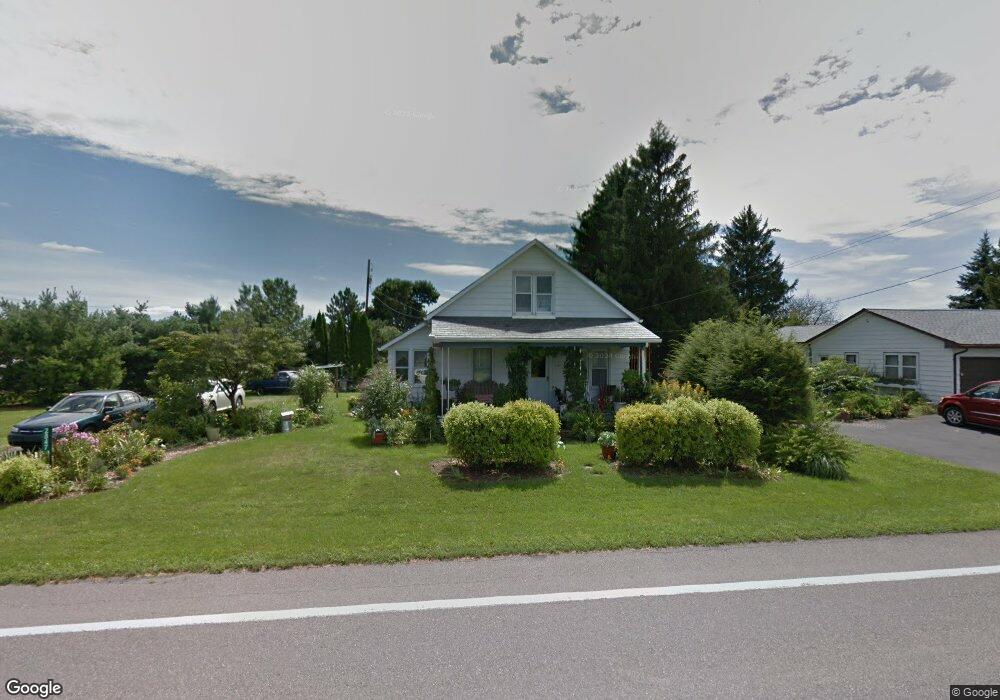 2847 Mountain View Dr, Bath, PA 18014 - photo 1