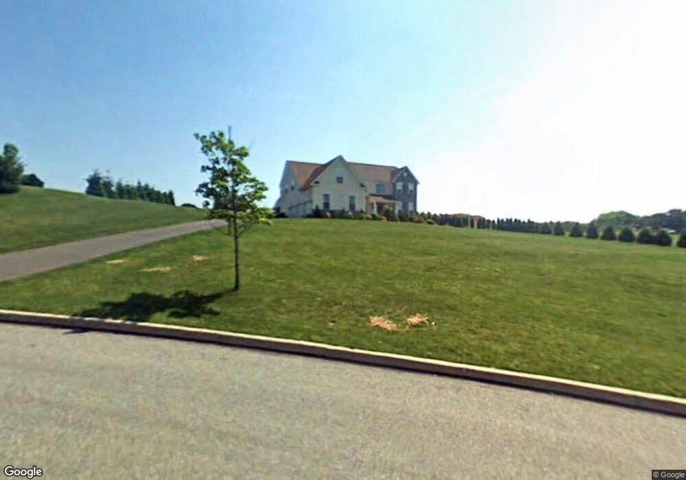 4452 Linda Ln, Emmaus, PA 18049 - photo 1