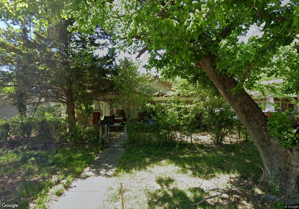 806 W Mulberry Ave, Duncan, OK 73533 - photo 1