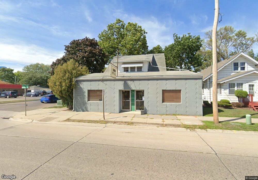 1110 W Oakland Ave unit 1110, Austin, MN 55912 - photo 1