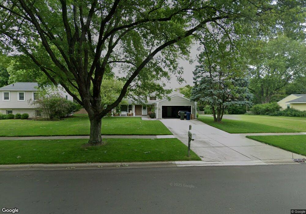 205 Cedarbrook Rd, Naperville, IL 60565 - photo 1