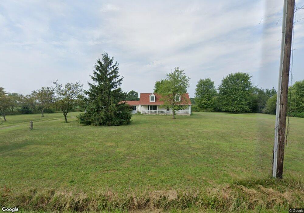 2428 Fayetteville Rd, Blanchester, OH 45107 - photo 1