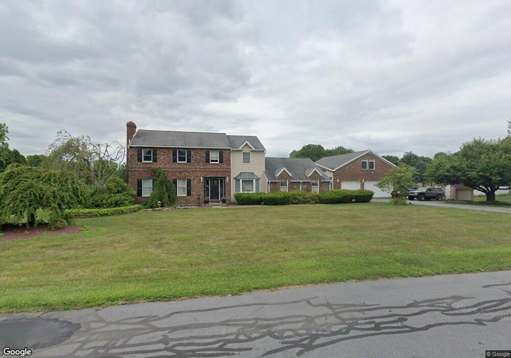 2114 Daniel St, Coplay, PA 18037 - photo 1