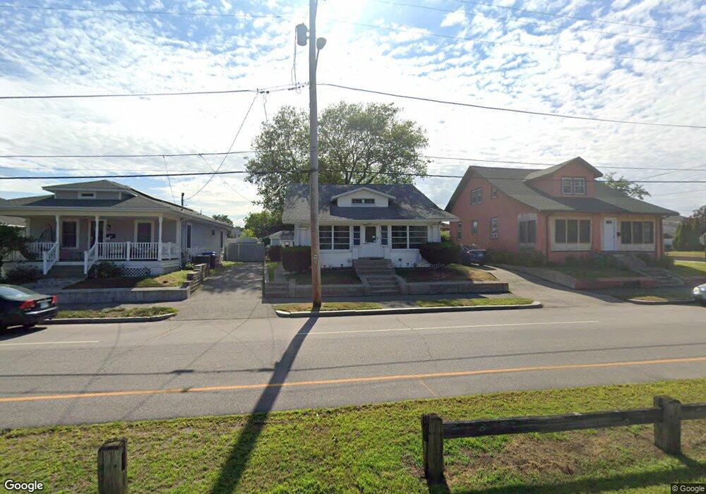 430 Daggett Ave, Pawtucket, RI 02861 - photo 1