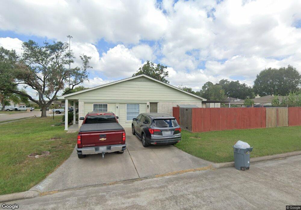 13902 Crosswood Rd, Houston, TX 77038 - photo 1