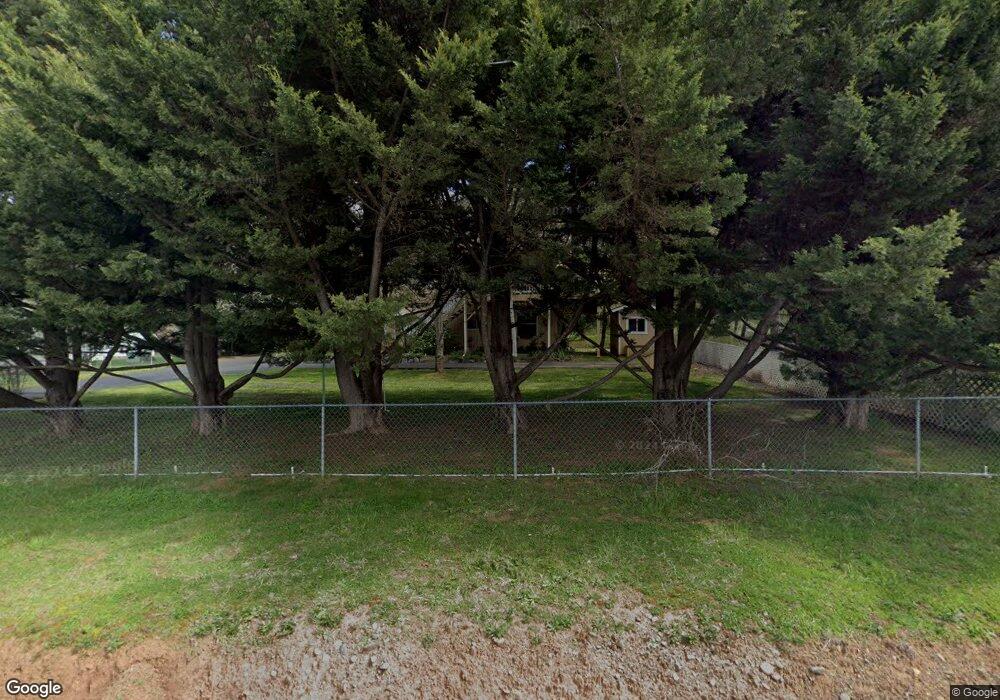 2085 Hamilton Ln, Grants Pass, OR 97527 - photo 1