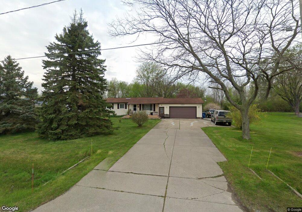 6234 Sharp Rd, Swartz Creek, MI 48473 - photo 1