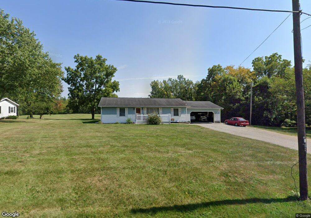 3130 Loescher Rd, Lima, OH 45801 - photo 1