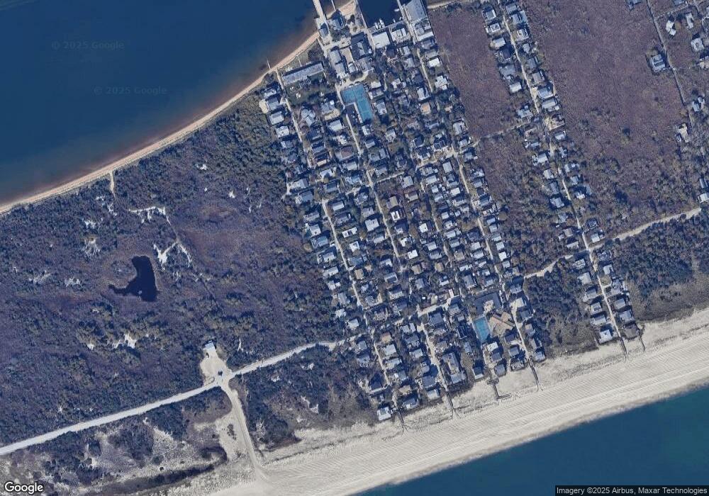 59 W Lighthouse Wlk Walk, Bay Shore, NY 11706 - photo 1