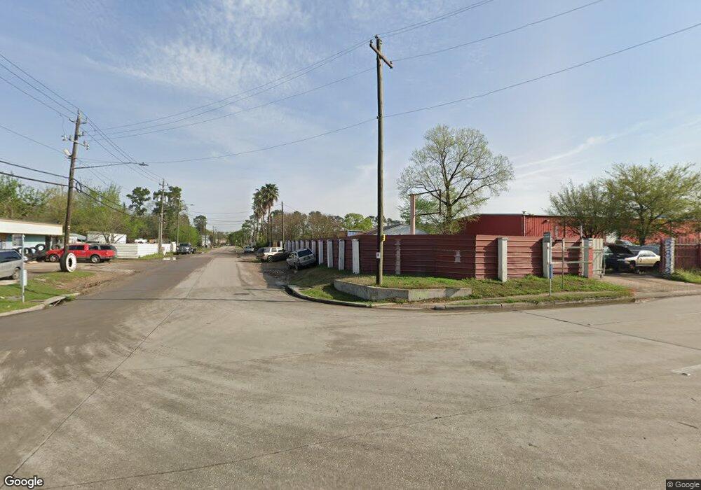 3900 Pinemont Dr, Houston, TX 77018 - photo 1