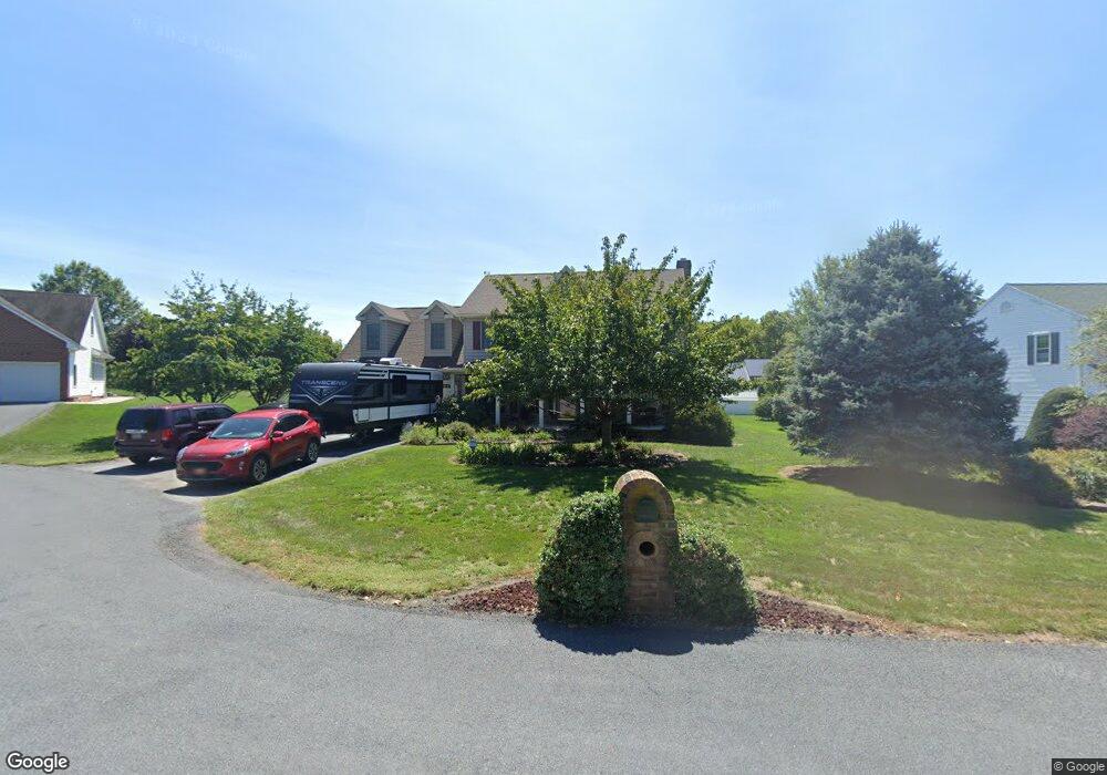 10254 Jacob MacK Dr E, Waynesboro, PA 17268 - photo 1