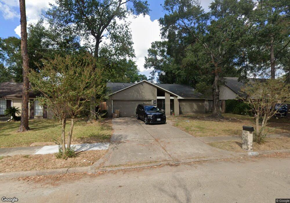 6226 Elkwood Forest Dr, Houston, TX 77088 - photo 1
