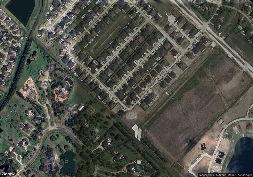 2033 Yellowstone Trail, Friendswood, TX 77546 - photo 1