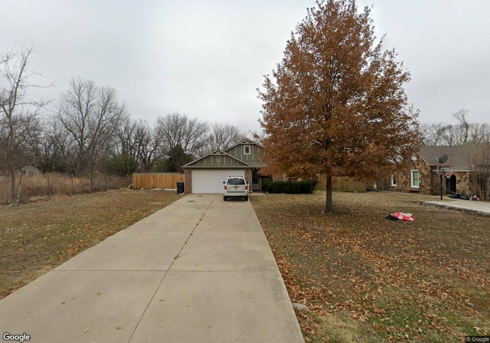 610 W Main St, Beggs, OK 74421 - photo 1