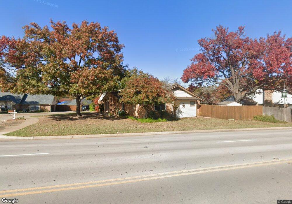 1113 Forest Ridge Dr, Bedford, TX 76022 - photo 1