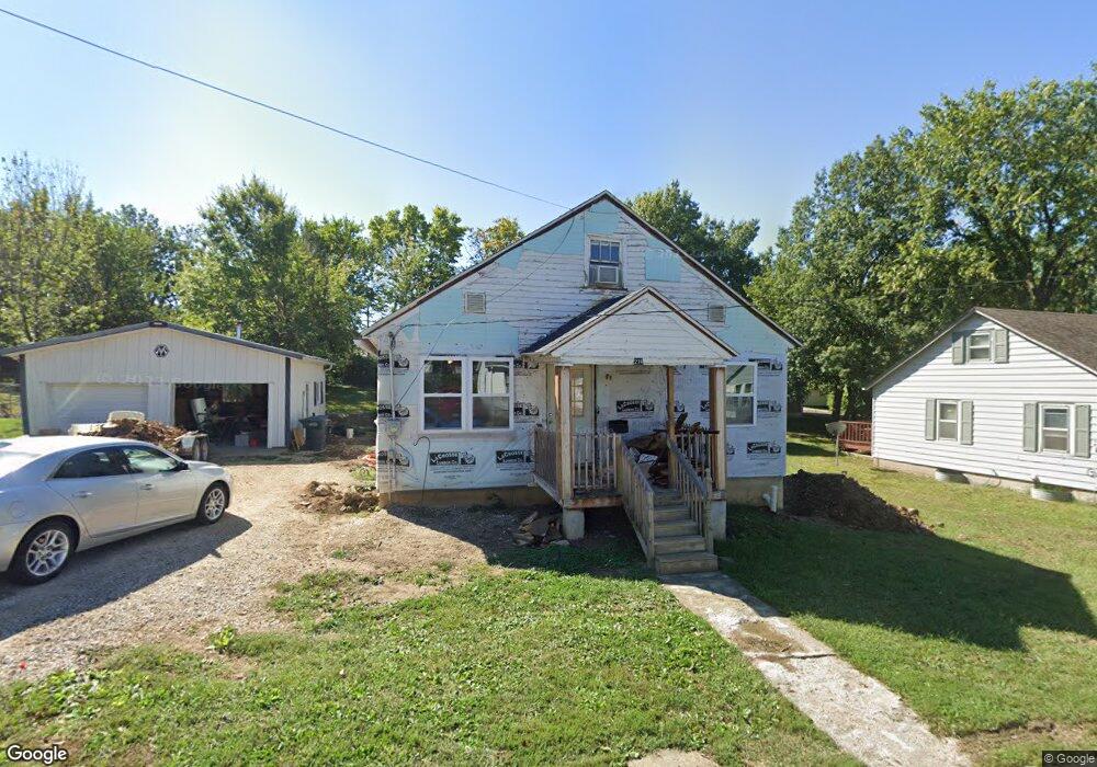 214 W Oliver St, Fulton, MO 65251 - photo 1