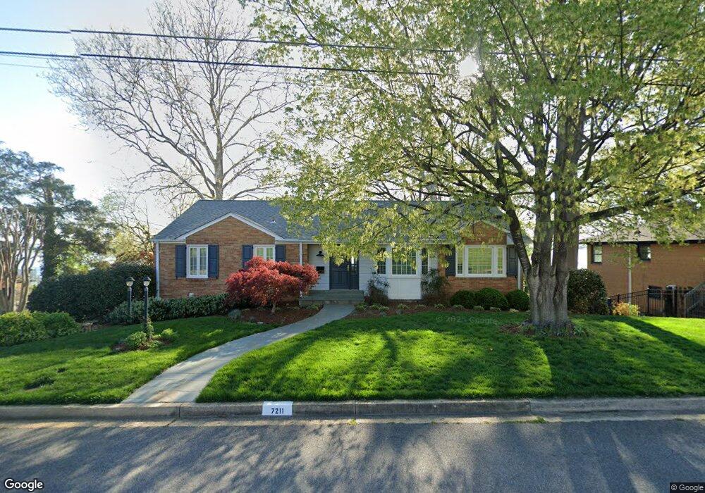 7211 Park Terrace Dr, Alexandria, VA 22307 - photo 1