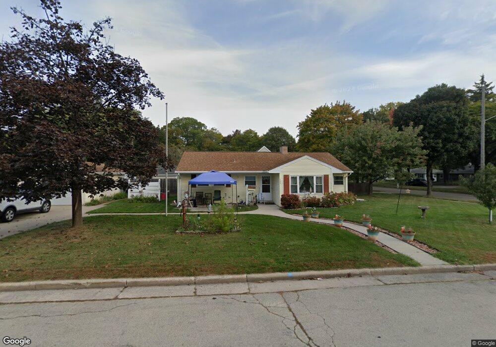 700 W Verbrick St, Appleton, WI 54915 - photo 1