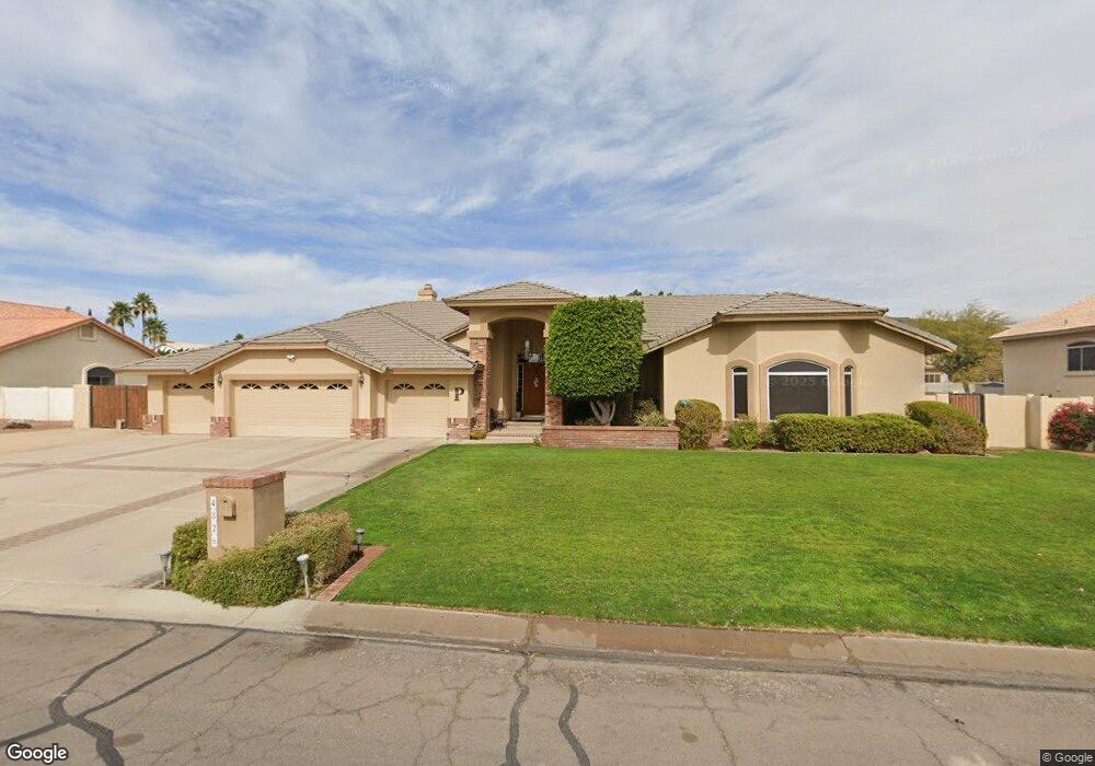 4826 W Desert Hollow Dr, Phoenix, AZ 85083 - photo 1